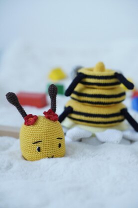 Bee stacking toy