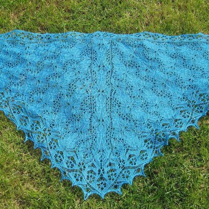 Tender Myosotis Shawl