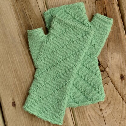 Diagonal Stitch Fingerless Gloves