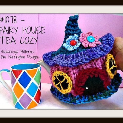 1078-FAIRY HOUSE Tea Cozy