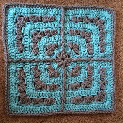 Clusters Afghan Square