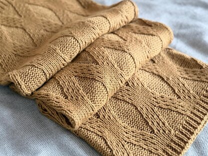 Yin Yarn Baby Blanket