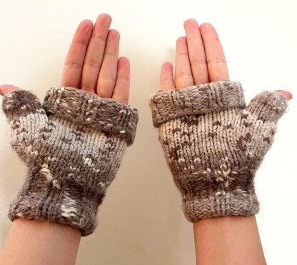 Snowflake Mitts