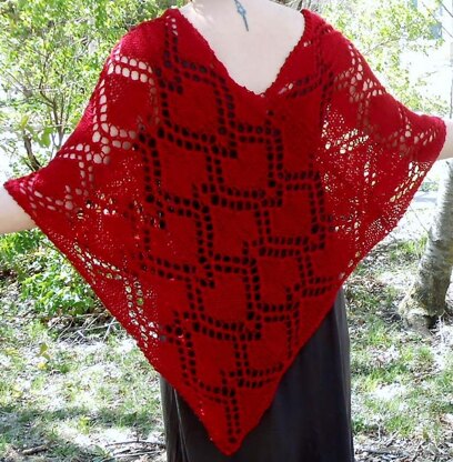 Majestic Queen of Hearts Poncho