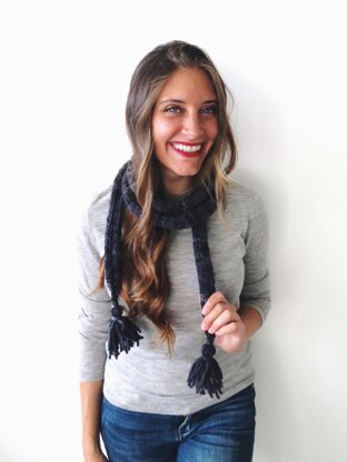 Joie de Vivre Tassel Scarf