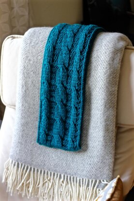 Lynne Marie Cabled Cowl