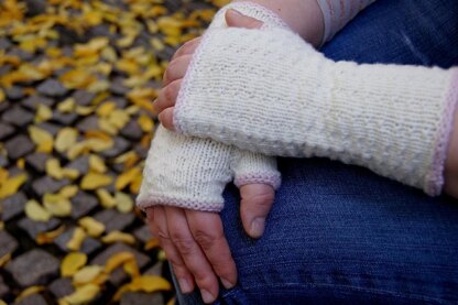 Frostweed Mitts