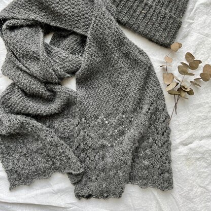 Alpaca blanket scarf