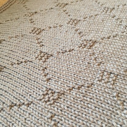 Dotty Diamond Blanket