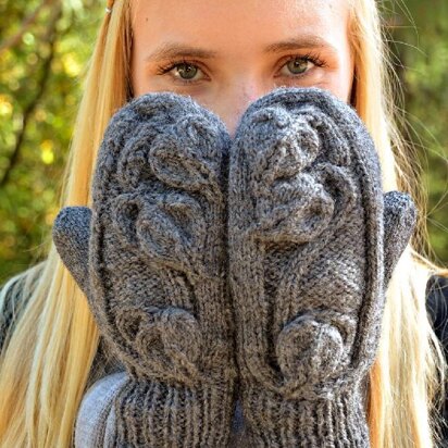 Ivy Vine Mittens