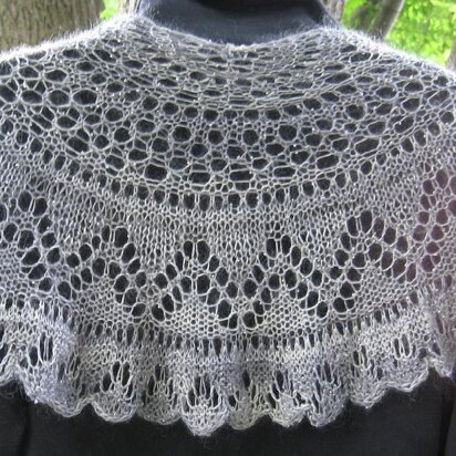 Graceful Curve, Shawl - knitting pattern