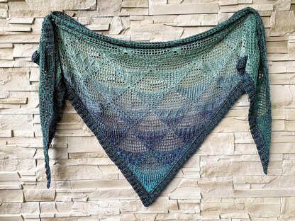 Triangular Scarf "Diantha"