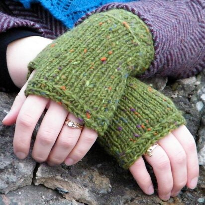 Sherwood mitts - knitting pattern