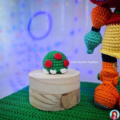 Samus Aran & Mini Metroid Amigurumi Crochet Pattern – PDF (US Terms)