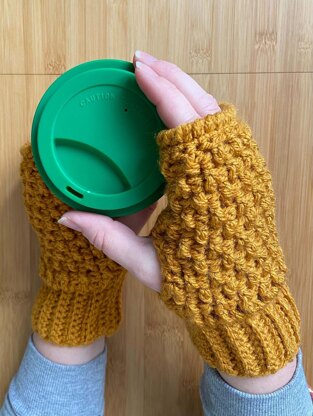 Cotswolds Fingerless Gloves