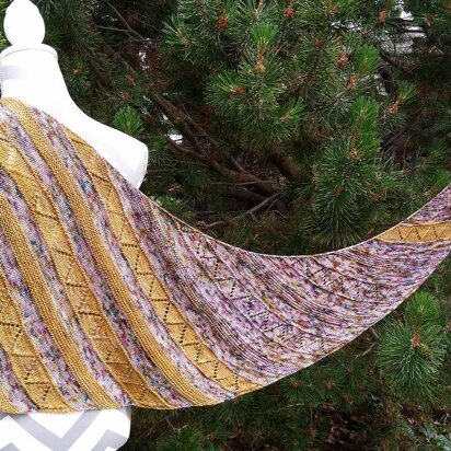 Honey Bee Shawl