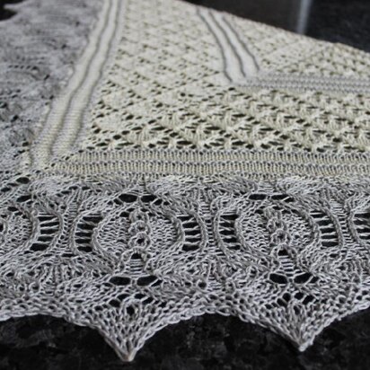 Pierina shawl