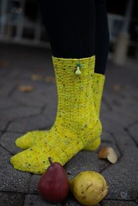 Anjou Pear Socks Fingering