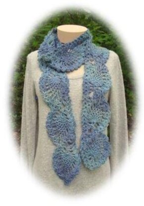 Cascading Pineapples Scarf - PA-301