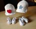 Sporty Baby Bootie and Hat Set N 231