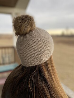 Adult Simple Cable Hat