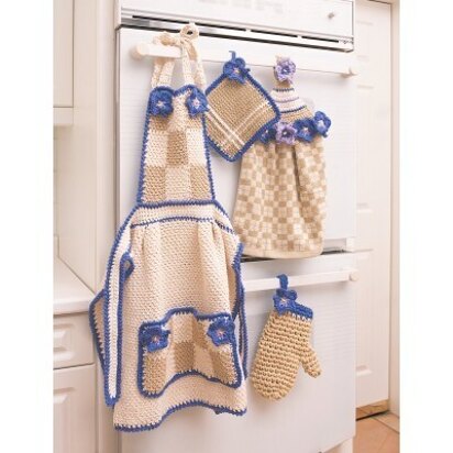 Apron with Bib in Bernat Handicrafter Cotton Solids