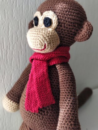 Alfred the Monkey crochet amigurumi