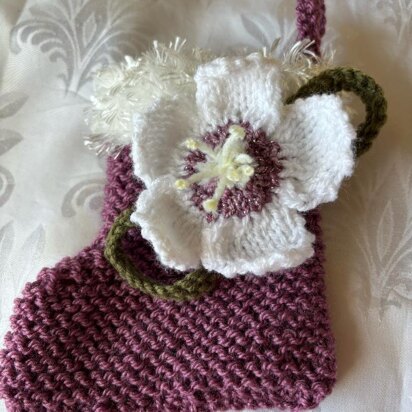 Christmas Rose DK gift stocking vintage home decor knitting pattern