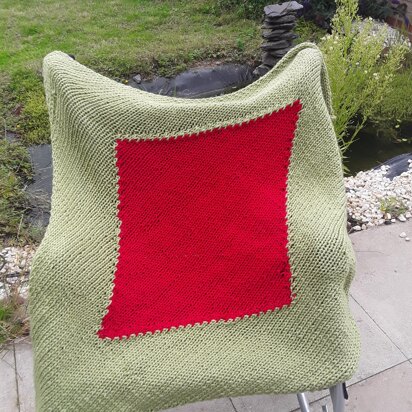 2 tone diamond lap blanket