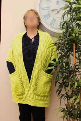 612- Snuggly Pocket Shawl Knitting Pattern-612