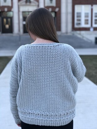 Trailing Vines Pullover