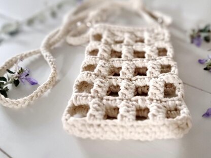 Mobile phone crossbody shoulder bag crochet pattern T29