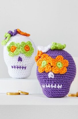 Sweet Crochet Sugar Skulls in Red Heart Amigurumi - LM6298 - Downloadable PDF