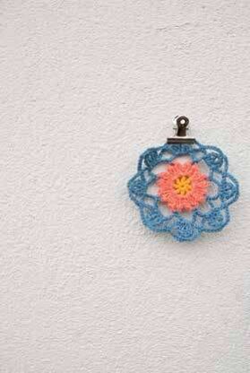Crochet in the City by Annemarie Benthem