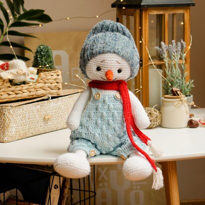 Crochet and Knitting pattern Outfit Ice Baby