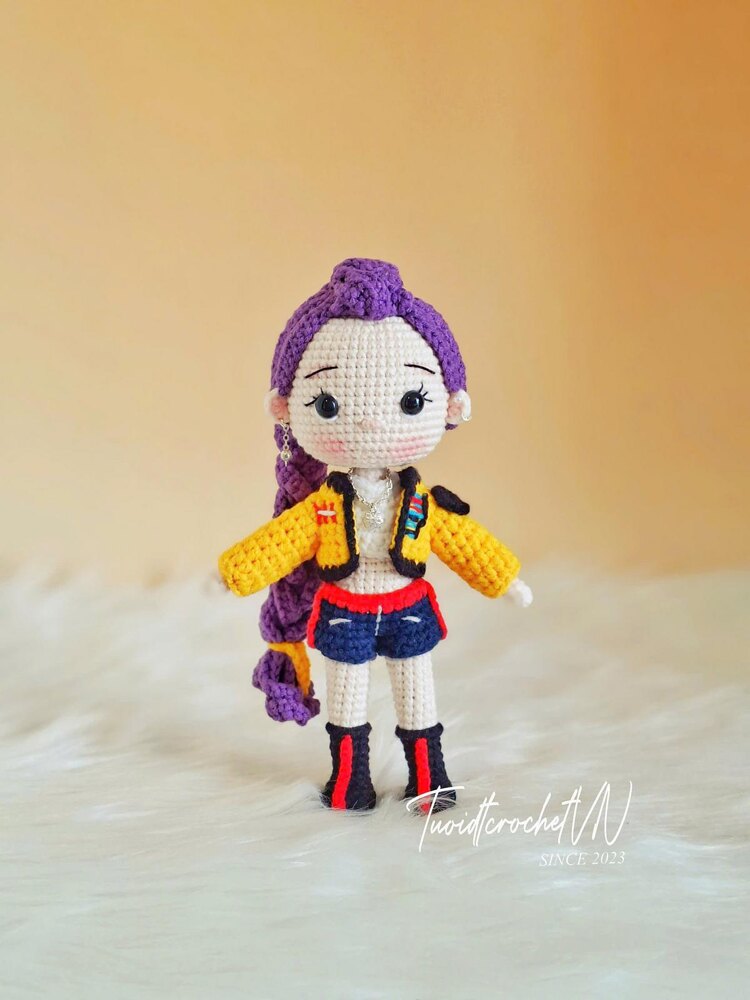 Rumi Doll (Demon Hunters) | LoveCrafts