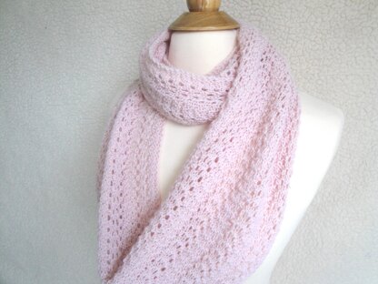 Featherweight Infinity Scarf