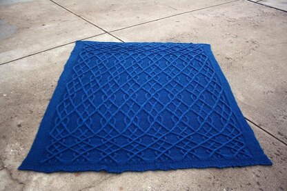 Diamonds Cabled Blanket