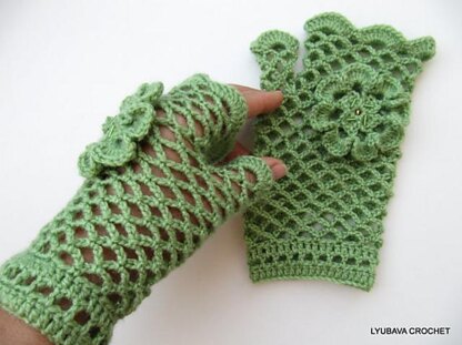 Crochet Lace Fingerless Gloves With Flower Tutorial