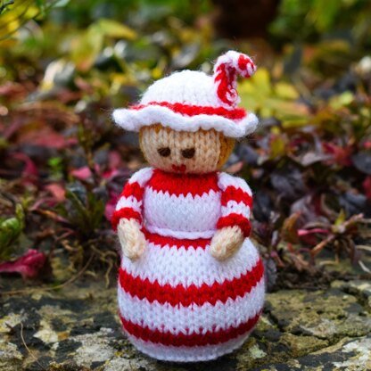 Christmas Doll Knitting Pattern - Toy Knitting Pattern