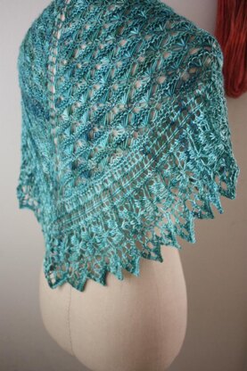 Soleil Lace Shawlette