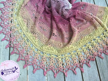 Lost in the Dragonfly Labyrinth Shawl