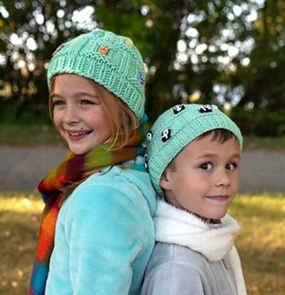 Boxed Buttons Hats - Worsted & Bulky