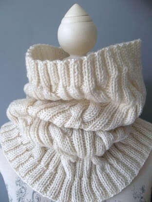 Aran Cable Cowl