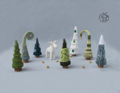 Knitted flat 7 Pine Christmas Trees