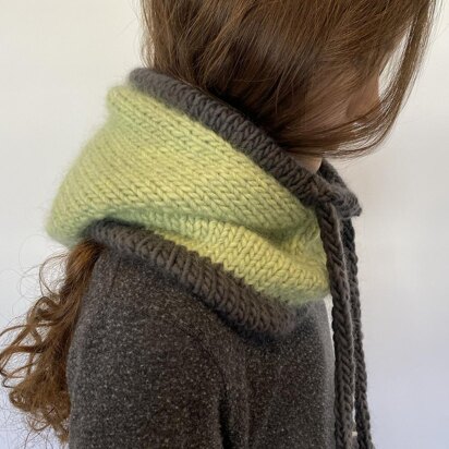 Streetwear Snood - knitting pattern