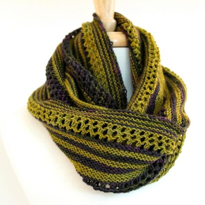 Off-Kilter Cowl