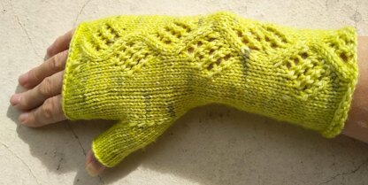 Bea Handwarmers