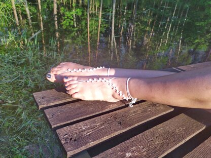 Easy Crochet Barefoot Sandals Pattern "Strawberry Trail"