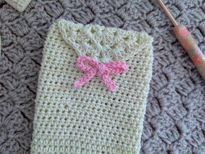 Crochet Coquette Phone Cover/Case Pattern